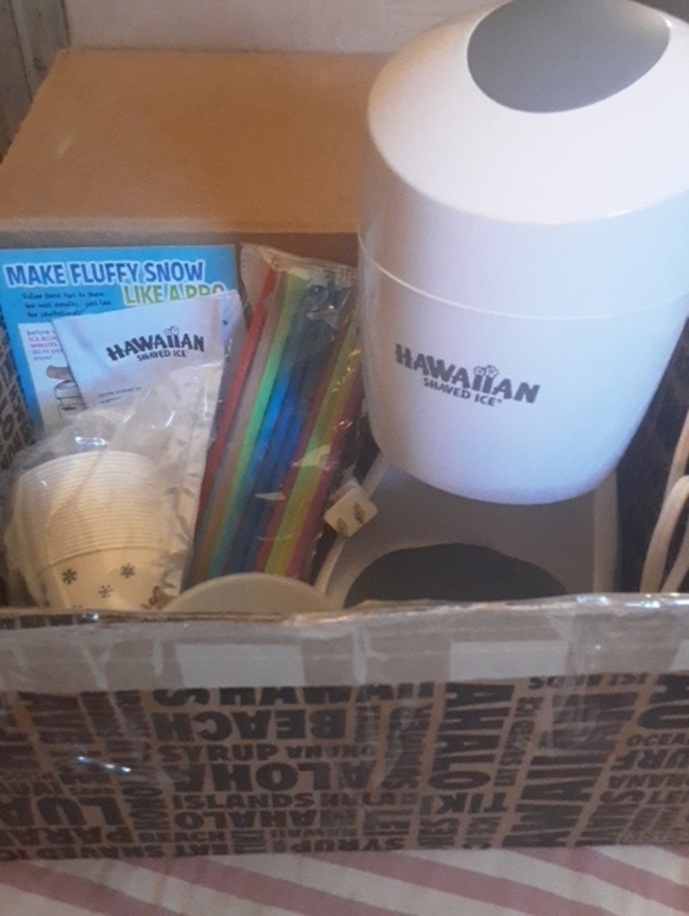 Hawaiian Shaved Ice Machine - Picture 5 of 5